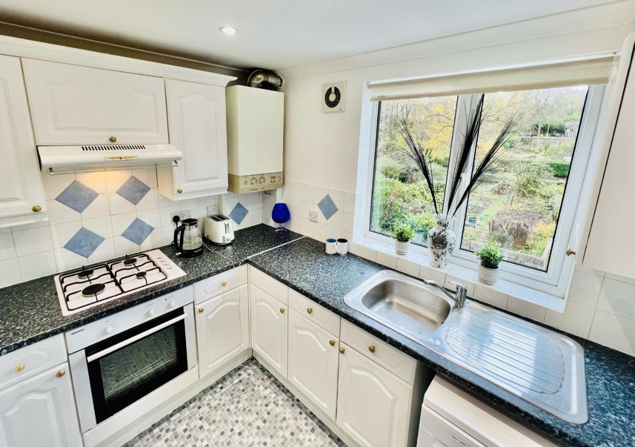 Dapps Hill Haven - Between Bristol And Bath, Both 9 Mins By Train! Keynsham Exterior foto